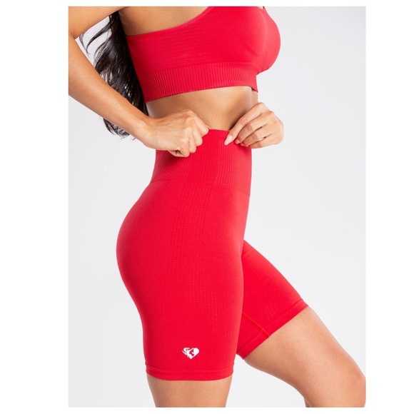 Women’s Best Power Seamless Cycling Shorts Red - Picture 1 of 9
